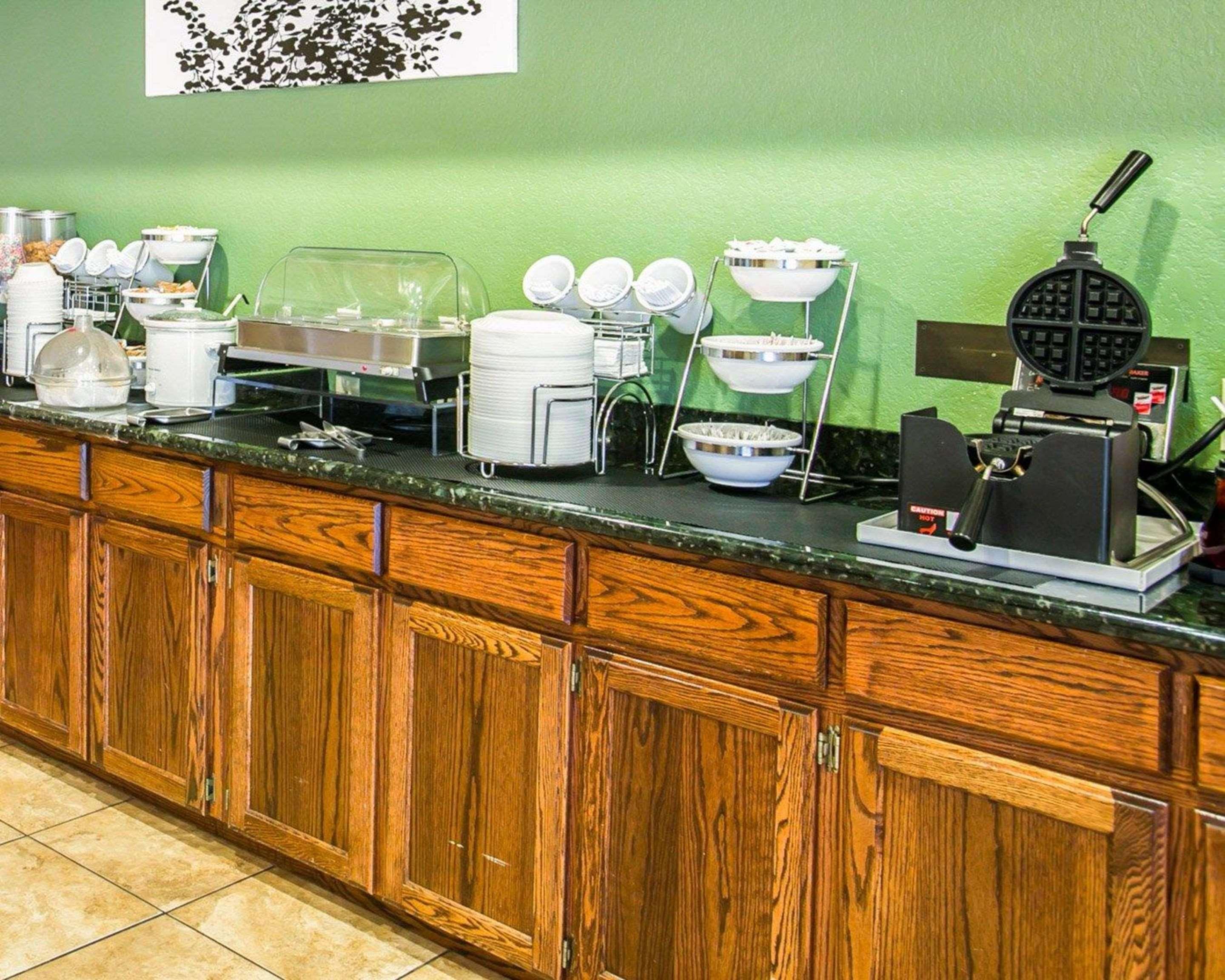 Sleep Inn & Suites Gonzales Near Palmetto State Park מראה חיצוני תמונה