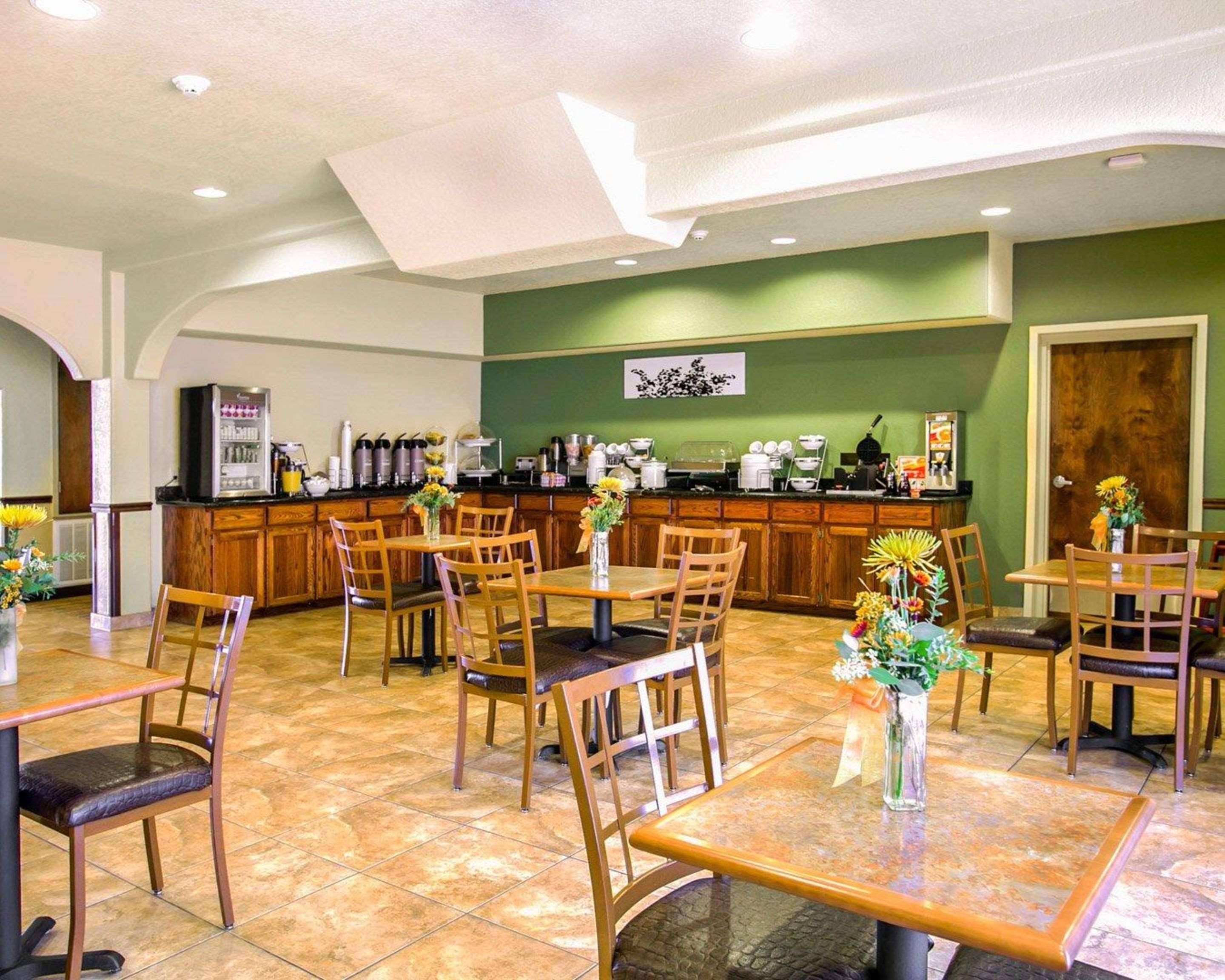 Sleep Inn & Suites Gonzales Near Palmetto State Park מראה חיצוני תמונה