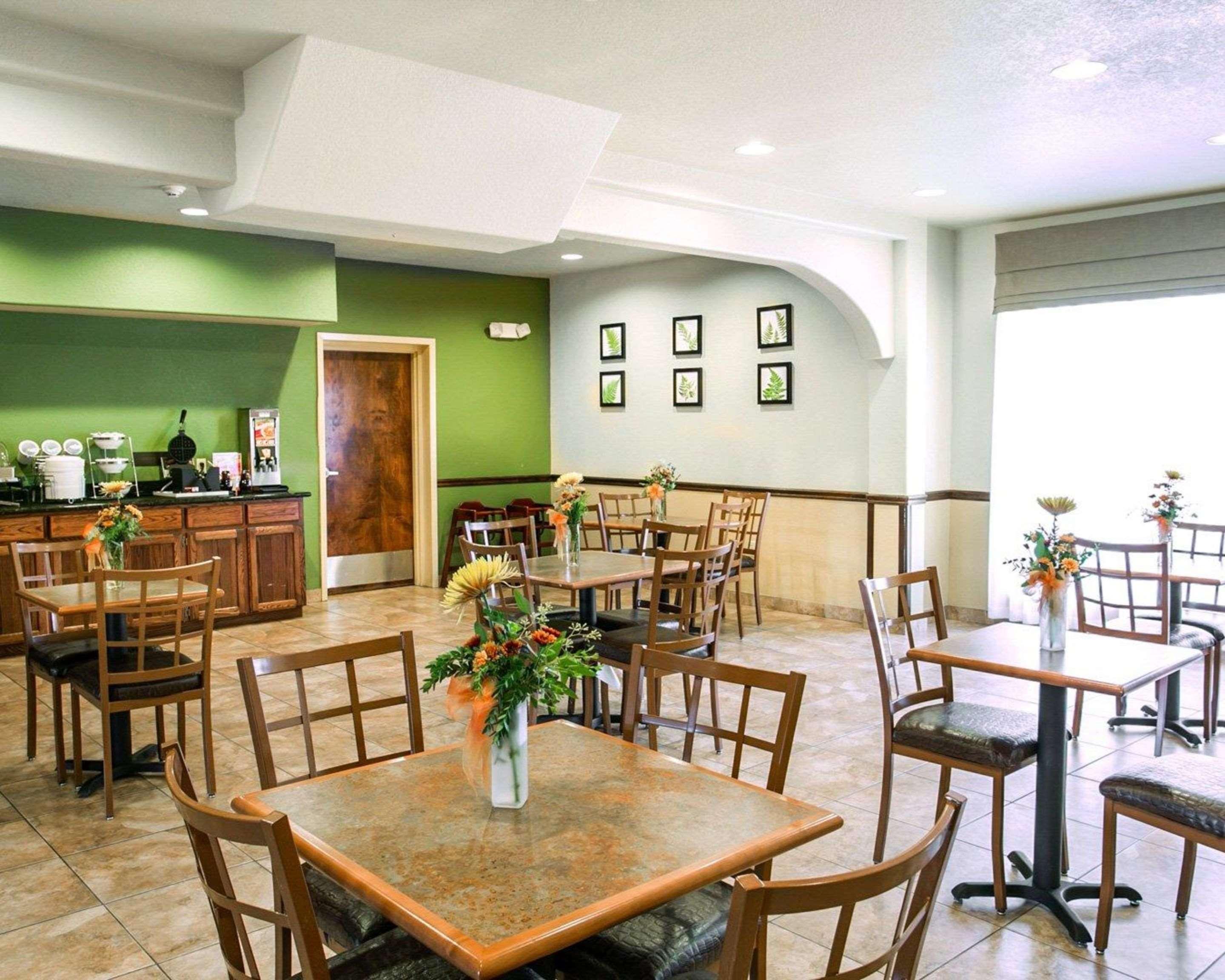 Sleep Inn & Suites Gonzales Near Palmetto State Park מראה חיצוני תמונה