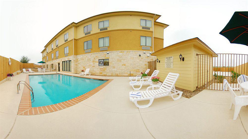 Sleep Inn & Suites Gonzales Near Palmetto State Park מראה חיצוני תמונה